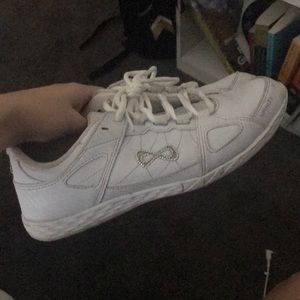 Nfinity cheer shoes